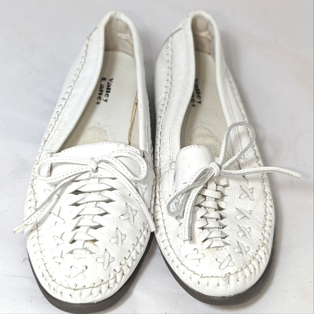 Valley Lane Moccasins Flats Loafers 90s Vintage White Leather Size 7 Sho…